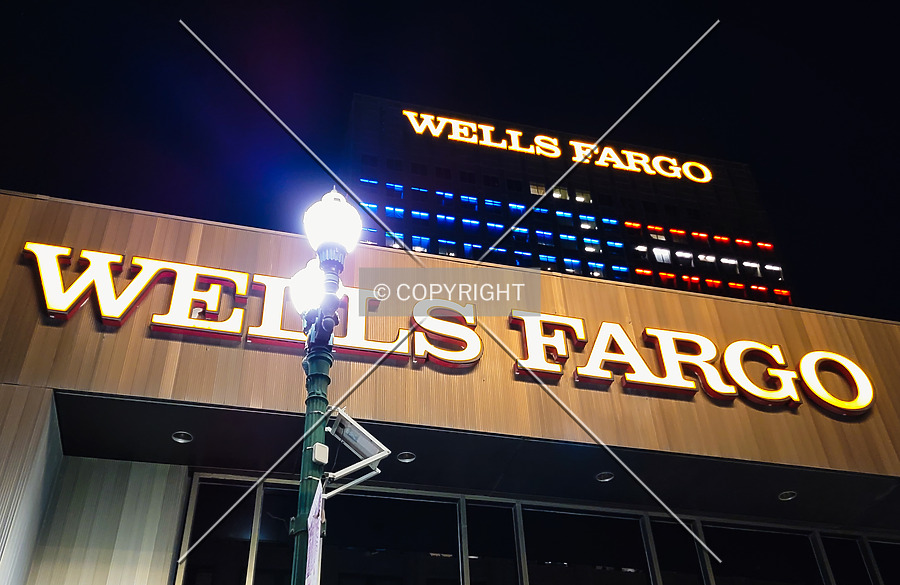 Wells Fargo Plaza by Ryan Hildebrand