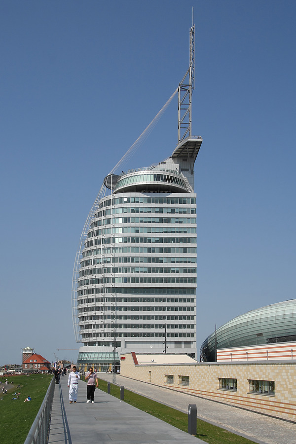 Atlantic Hotel Sail City by Michiel van Dijk