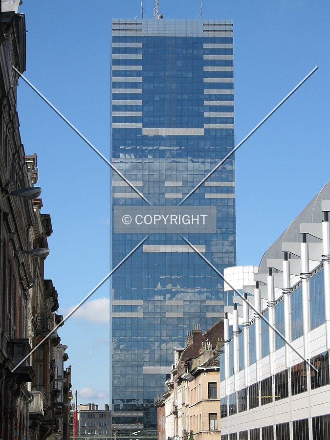 Tour du Midi / Zuidertoren by Emmanuel D.