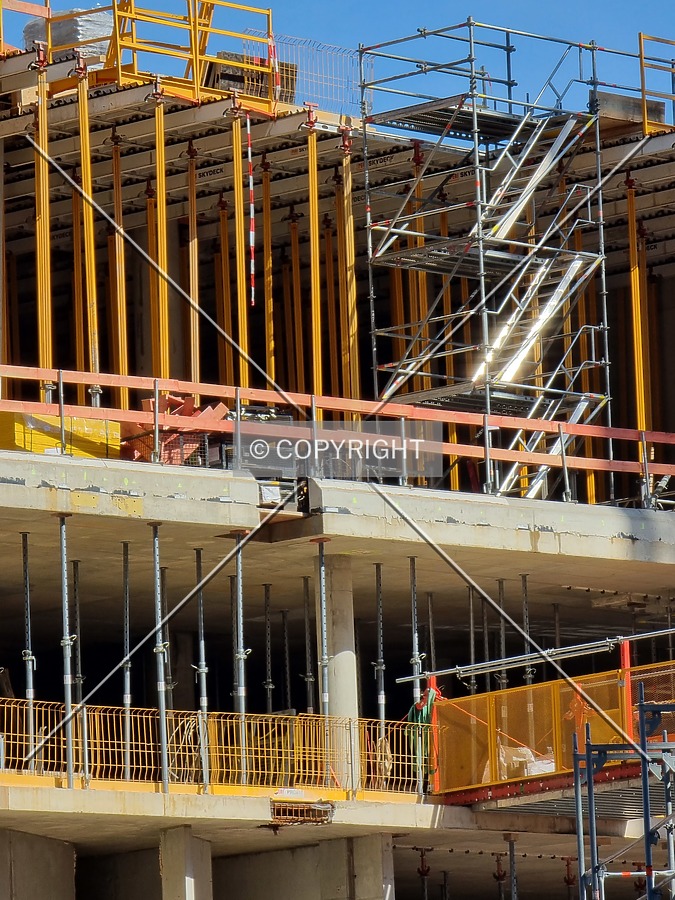 FOUR Frankfurt - Tower 4 by Nephilim