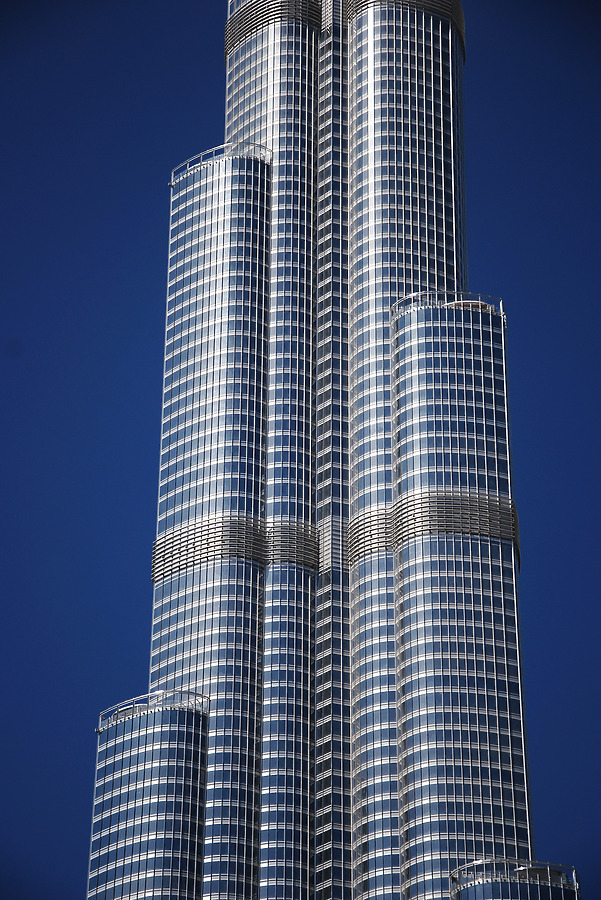 Burj Khalifa by Nareg Karamanoukian