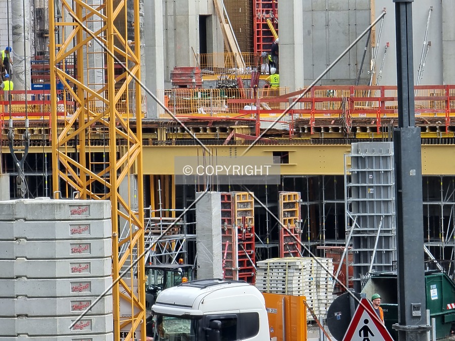 FOUR Frankfurt - Tower 4 by Nephilim