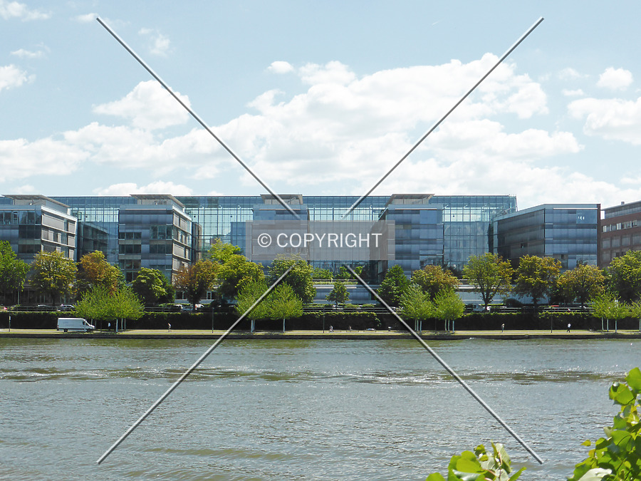 Allianz-Kai by Nephilim