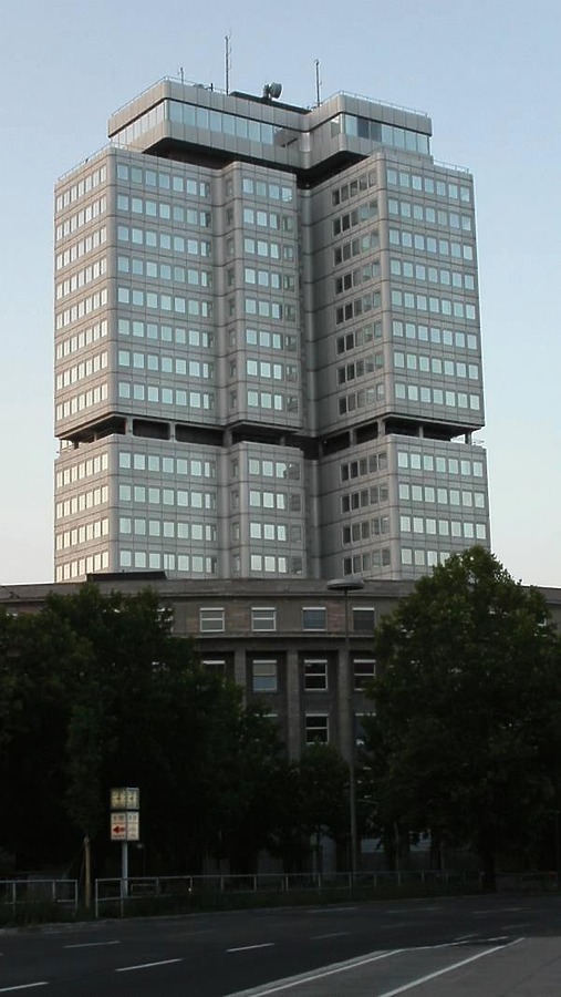 Deutsche Rentenversicherung Bund by Cesar Serrano