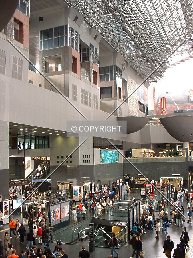 Hotel Granvia Kyoto by Andrew Stewart