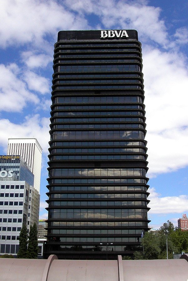 Banco de Bilbao by Cesar Serrano