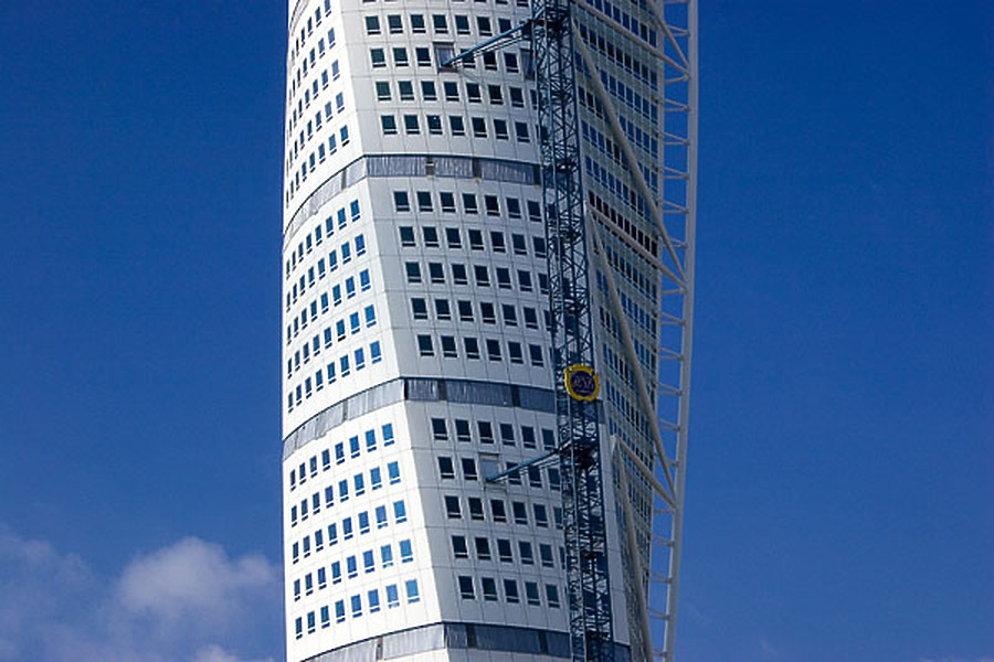 HSB Turning Torso by Pavel Toczynski