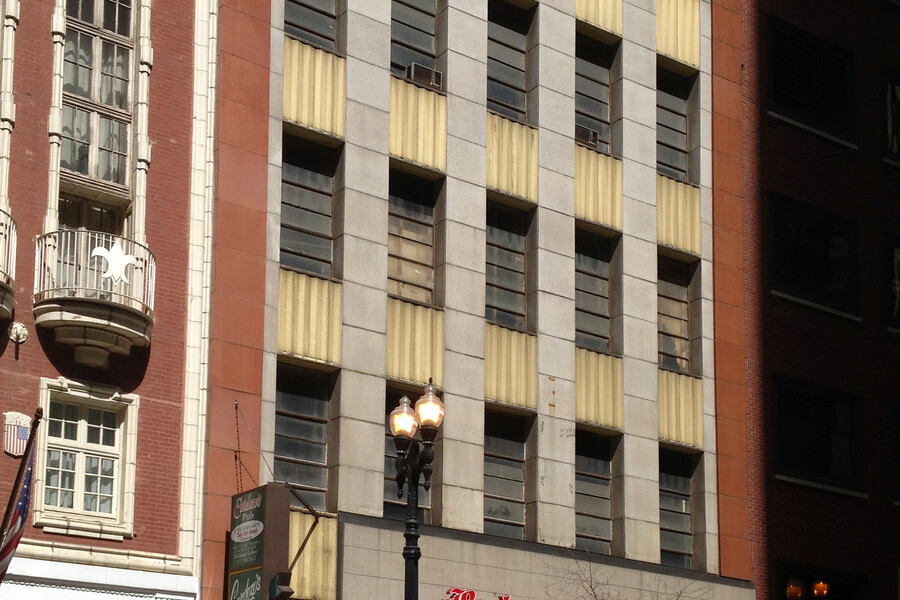 170 West Washington Street