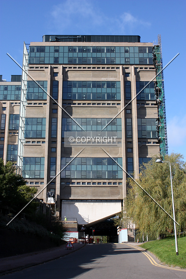 Muirhead Tower by Neil Nickolds