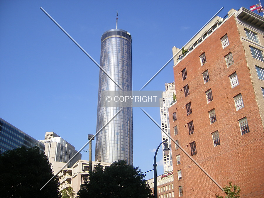 Westin Peachtree Plaza by Martin Bugajski