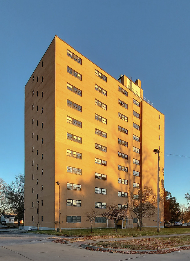 Starnes Tower by Ryan Hildebrand