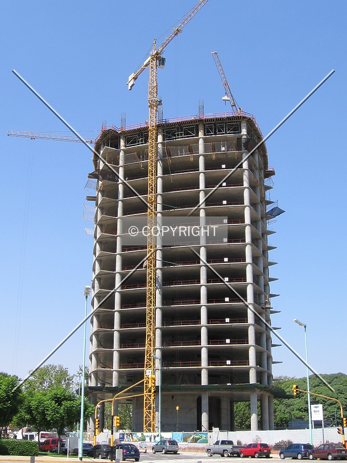 Torre Repsol YPF by Maximiliano Buono