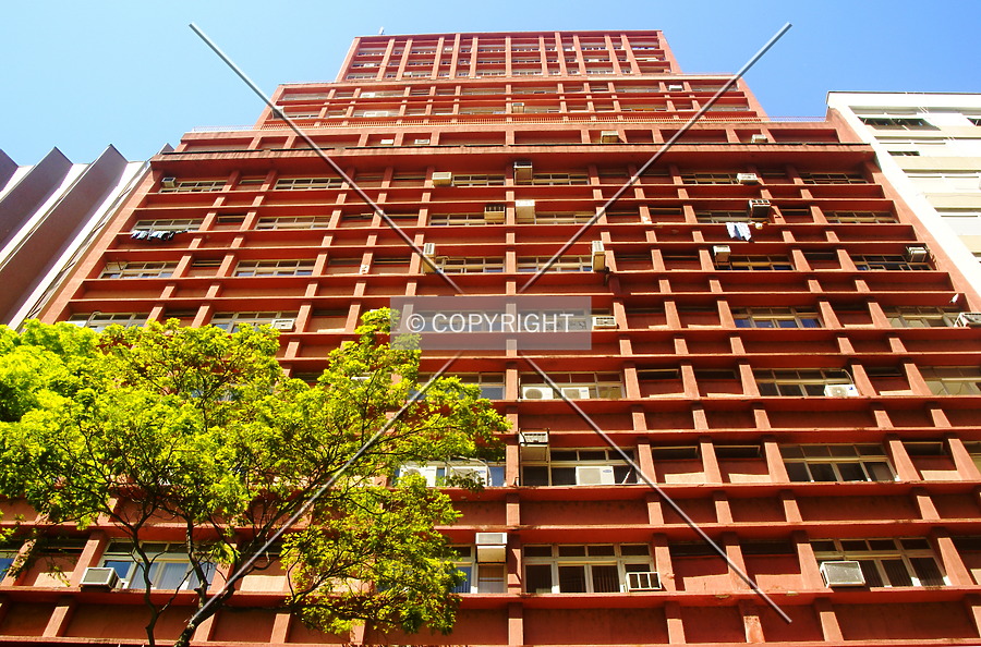 Condomínio Edifício Cacique by Jaime Costa