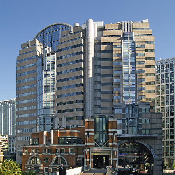 125 London Wall by Cesar Serrano