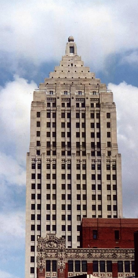 Gulf Tower by Nate Lindsey