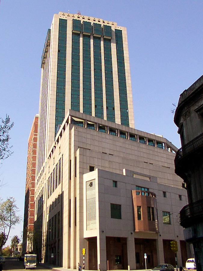 Radisson Montevideo Hotel, Torre Norte by Daniel Kieckhefer