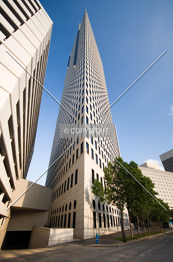 1600 Smith Street by Serdica