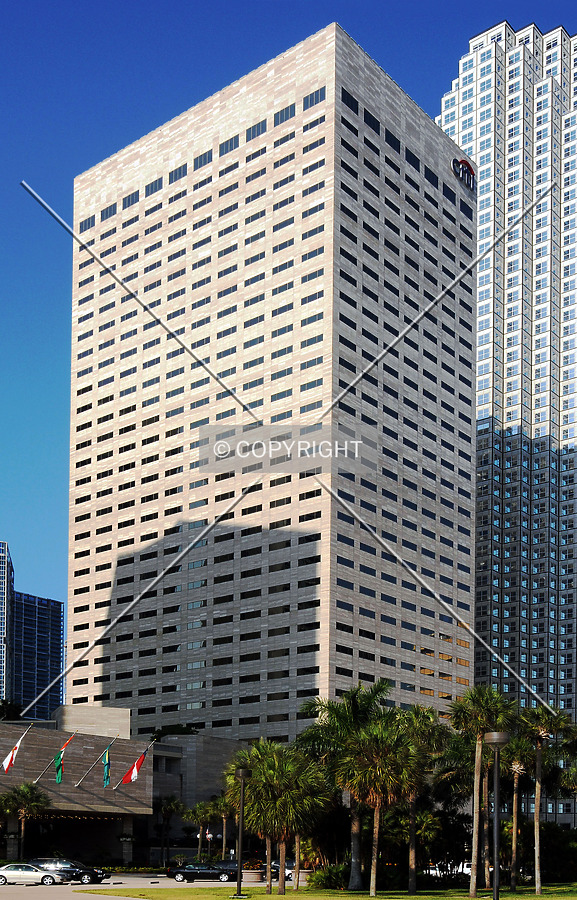 Citygroup Center by Jorge Molina