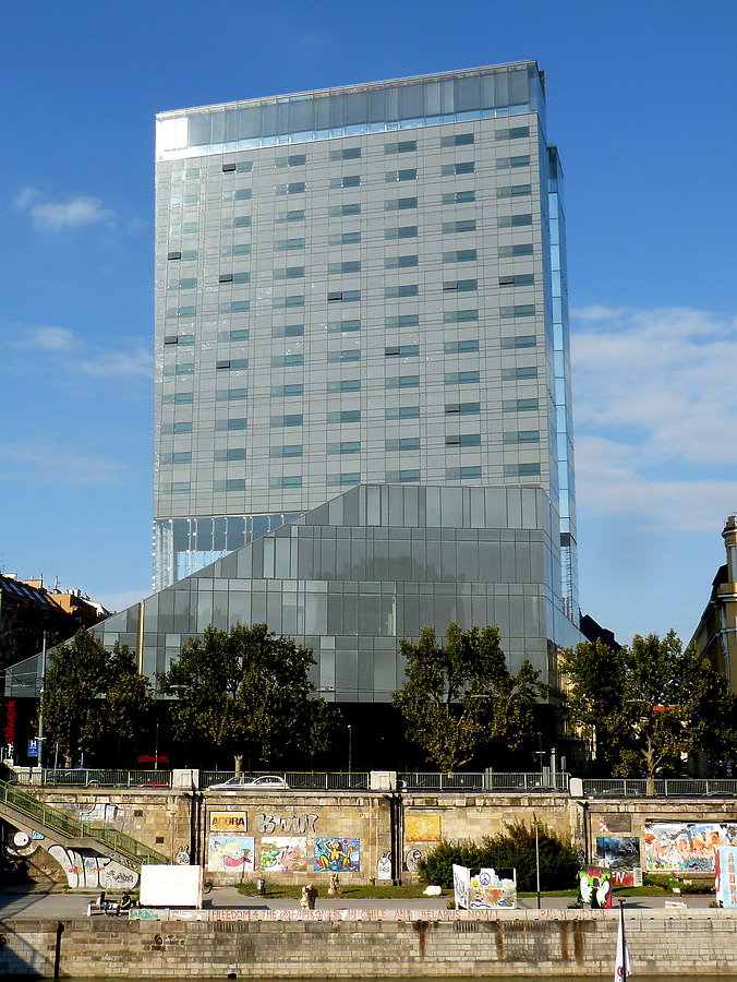 Sofitel Hotel by Robin Spetz