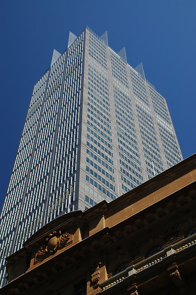 176-048-711