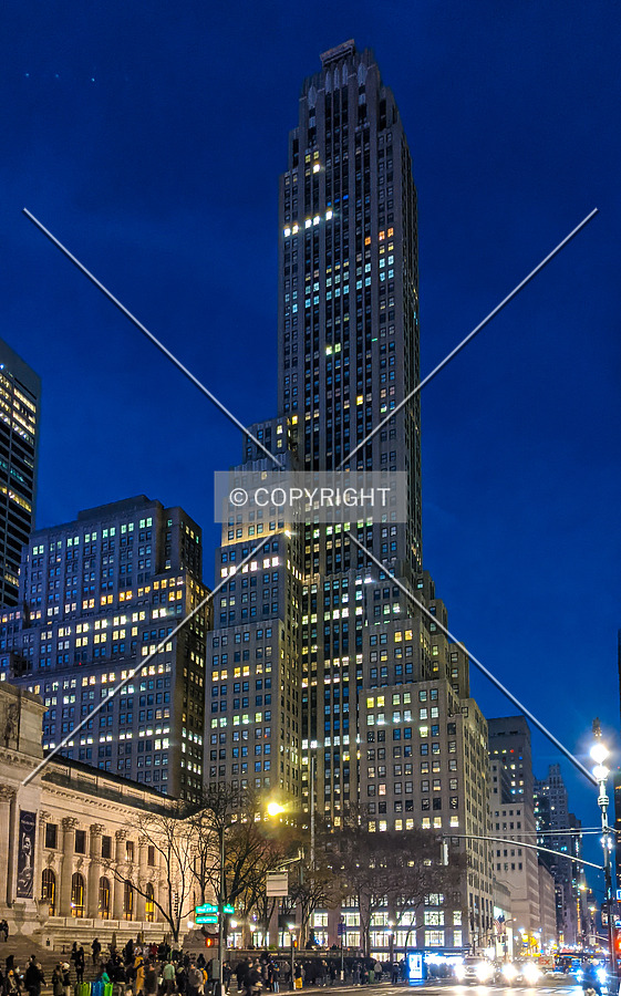 500 Fifth Avenue Photo 176-405-387 - Stock Image - SKYDB