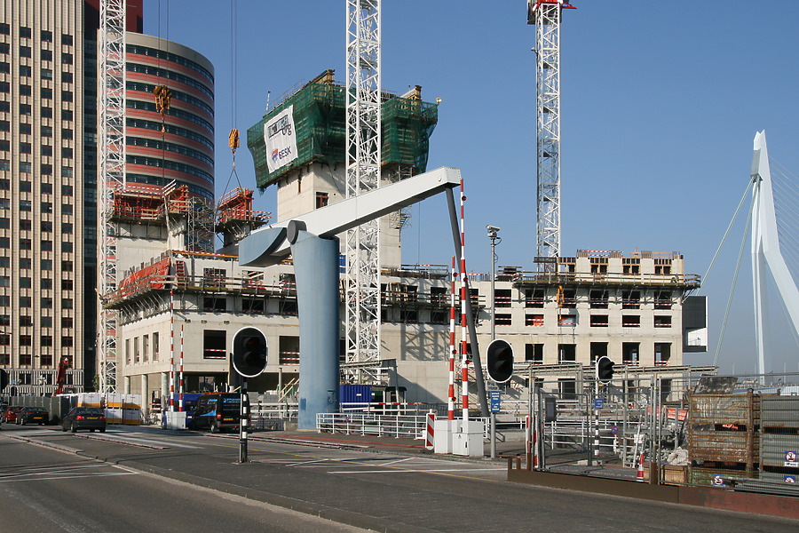 Maastoren by Michiel van Dijk