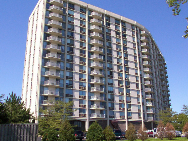 Oakbrook Towers East