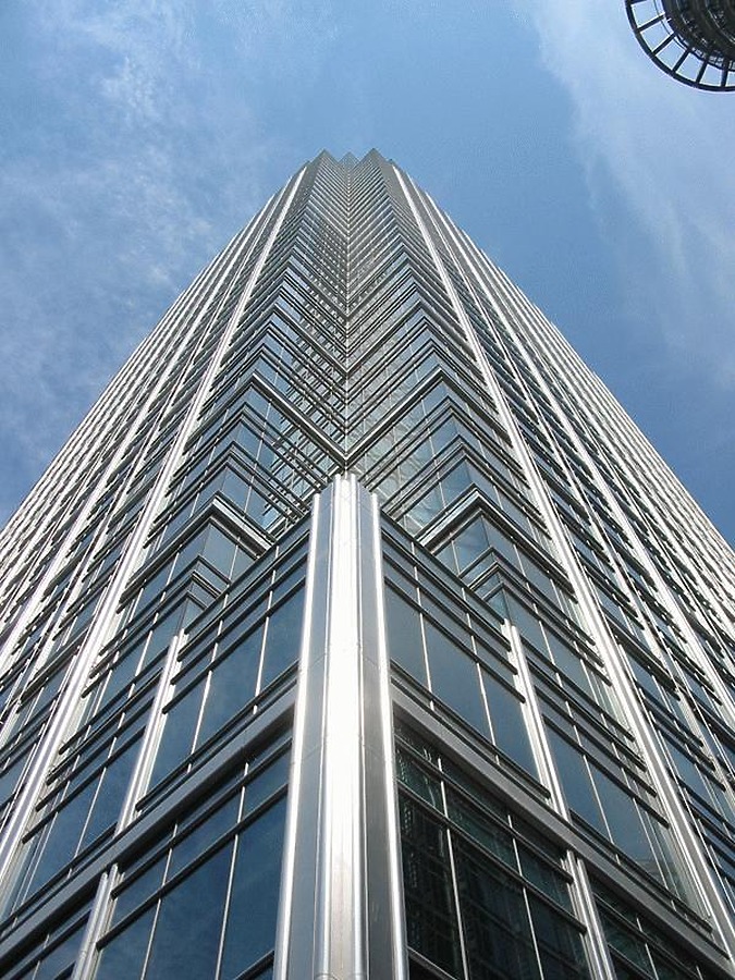 25 Canada Square by Jonathan Smith