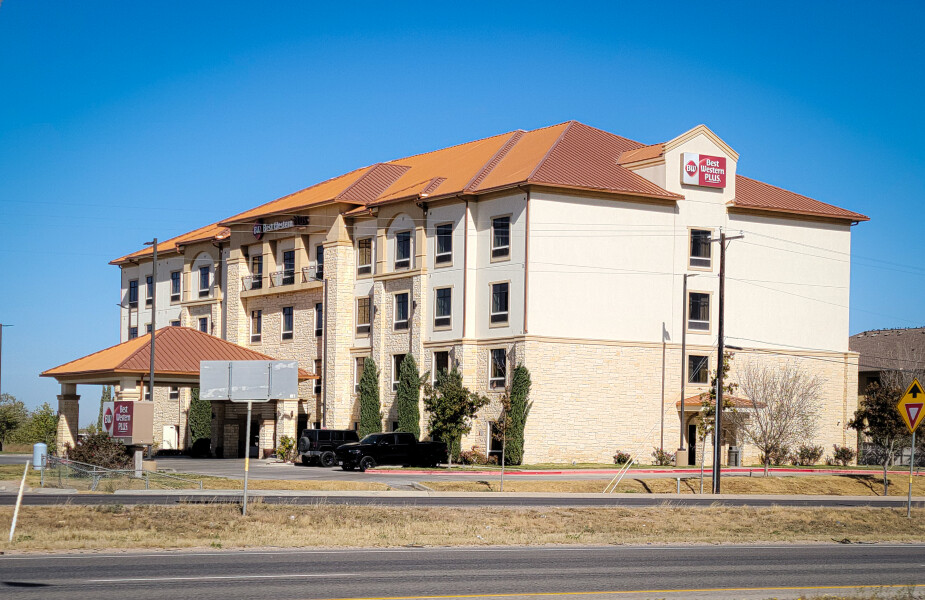 Best Western Plus Midland Suites