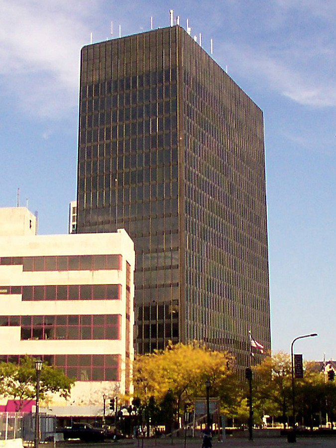 Chase Bank Building by Daniel Kieckhefer