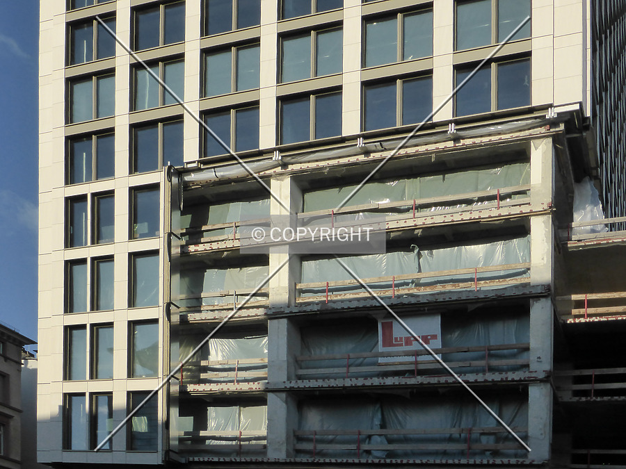 Turm Center by Nephilim