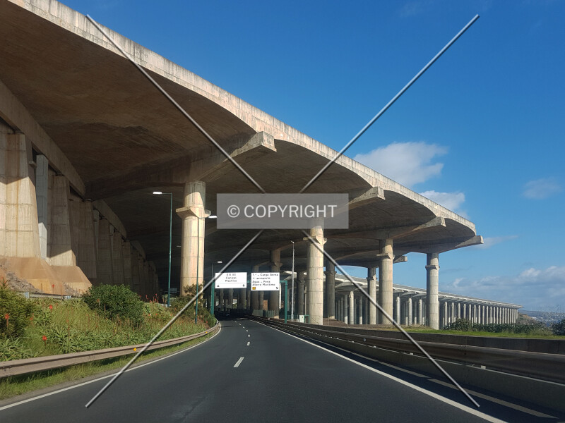 Madeira Airport Runway Bridge 05/23