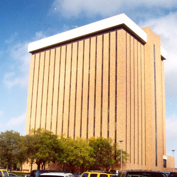 Multi-purpose Classroom & Laboratory Building by Marshall Gerometta