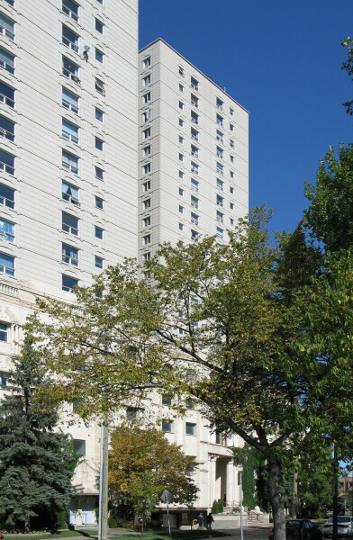 Fort Garry Place I