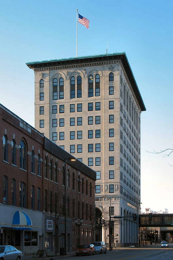 US Bank Building by James Peacock