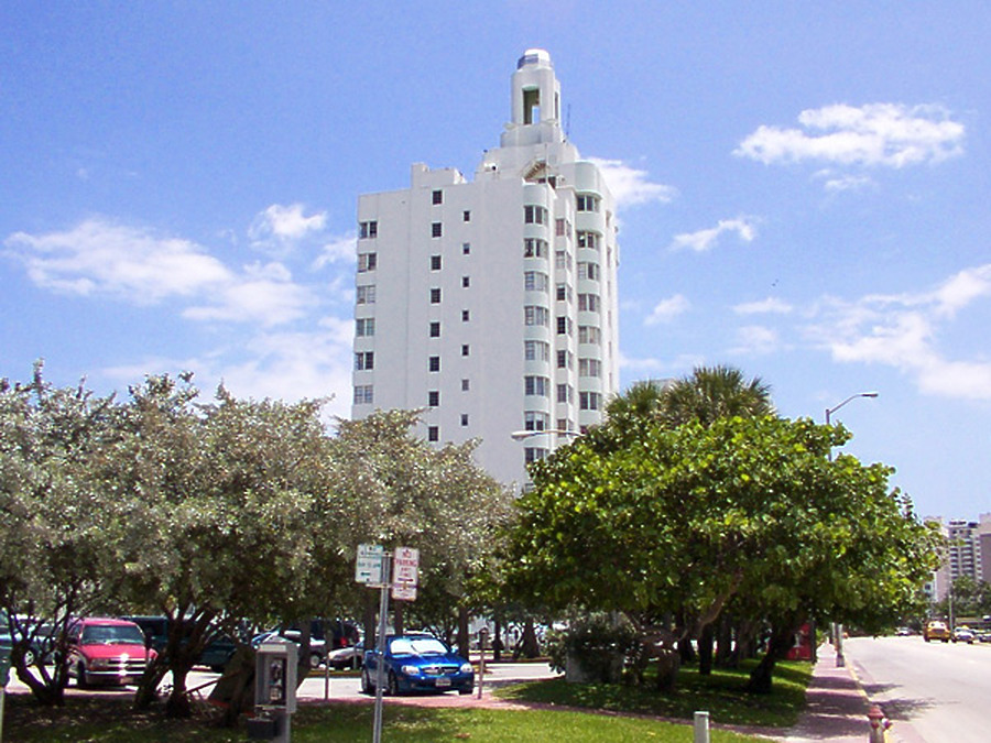 Versailles Hotel Condominium by Daniel Kieckhefer
