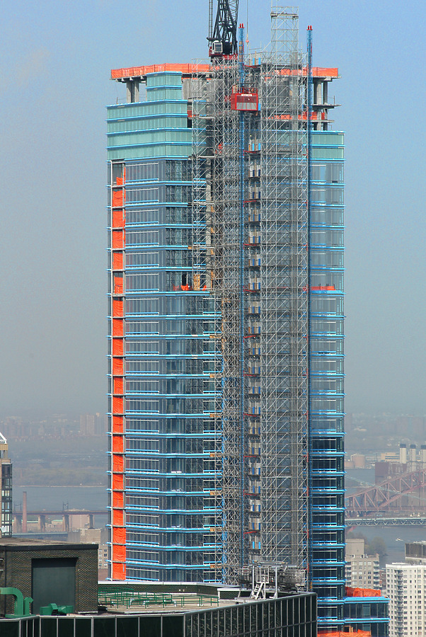 Bloomberg Tower by Scott Murphy