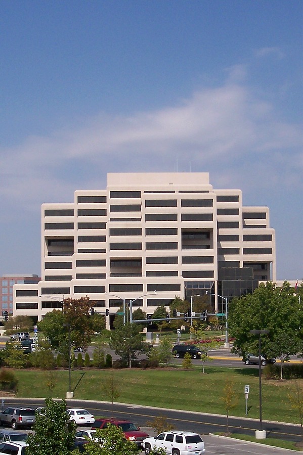 Edward Jones Building by Ryan Hildebrand