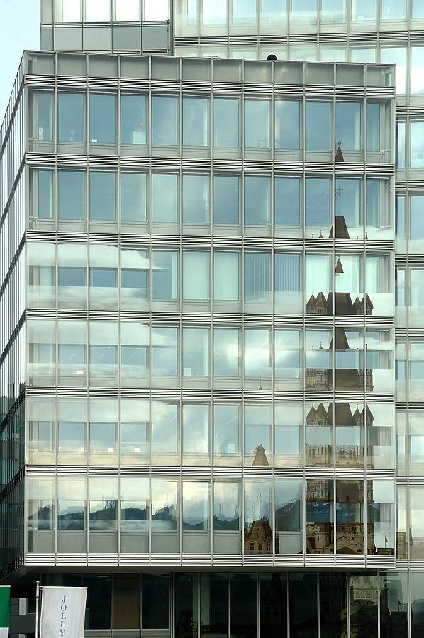 KölnTurm by David Guija