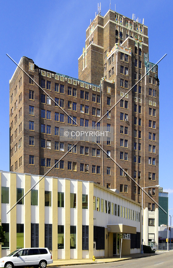 Threefoot Building Photo 181933210 Stock Image SKYDB
