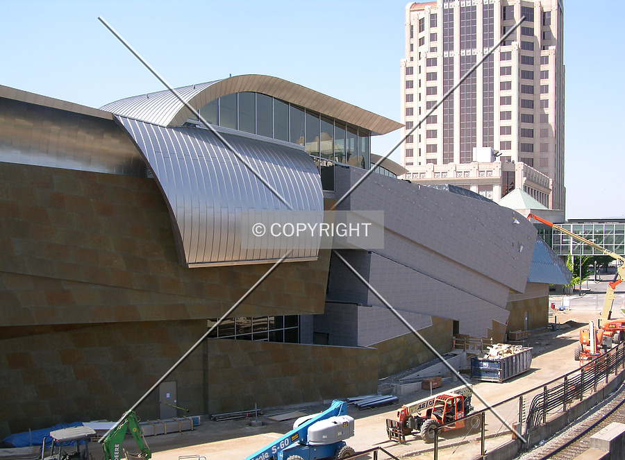 Taubman Museum of Art by Chris Patriarca