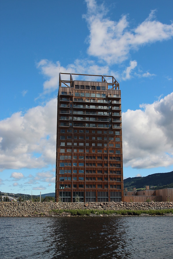 Mjøstårnet by Kjetil Balog