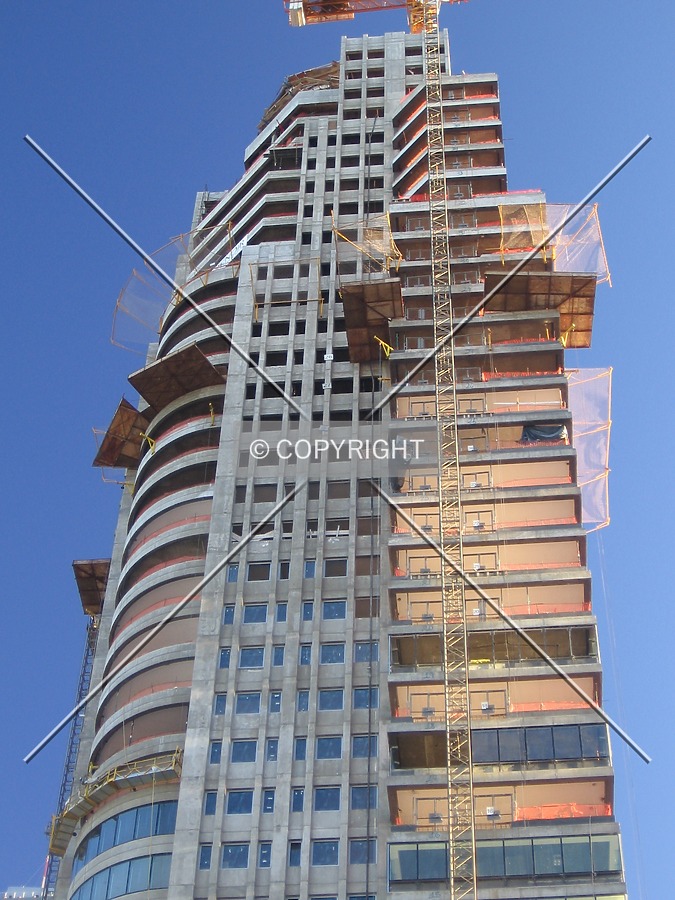 Torre Renoir 1 by Maximiliano Buono