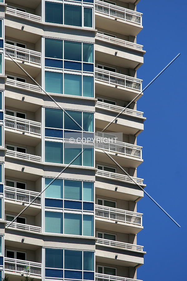 Metropolitan Tower by Serdica