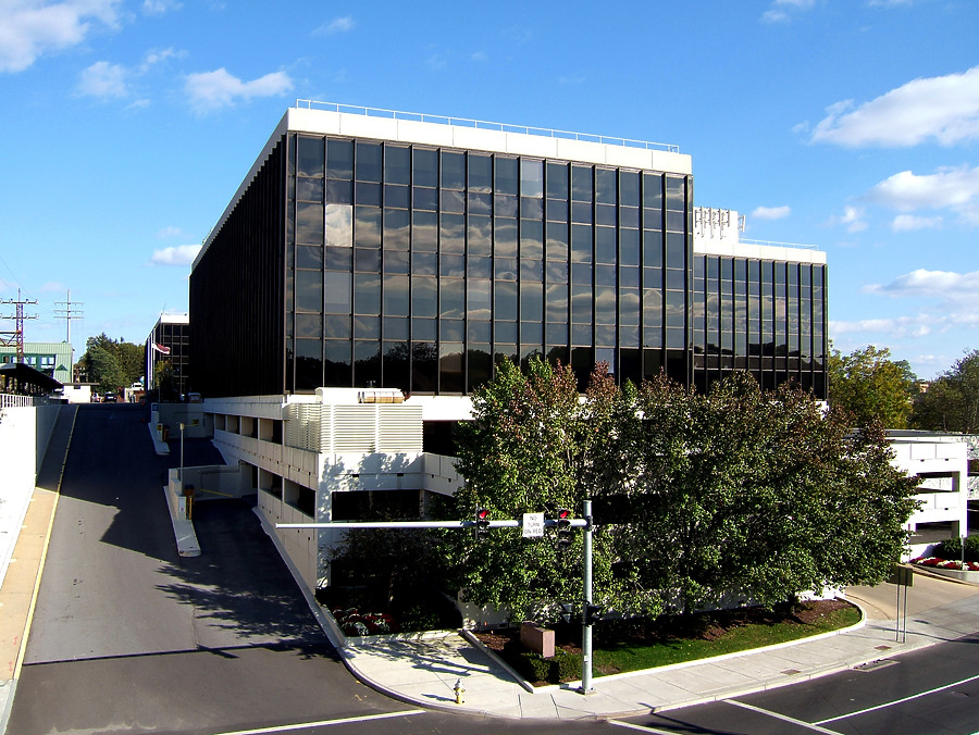 One Greenwich Plaza by John Cahill