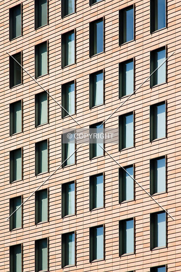 Royal Park Shiodome Tower by Serdica