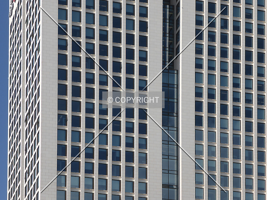 OpernTurm by Nephilim