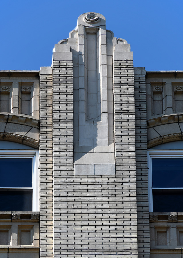 Medical Arts Building by John W. Cahill
