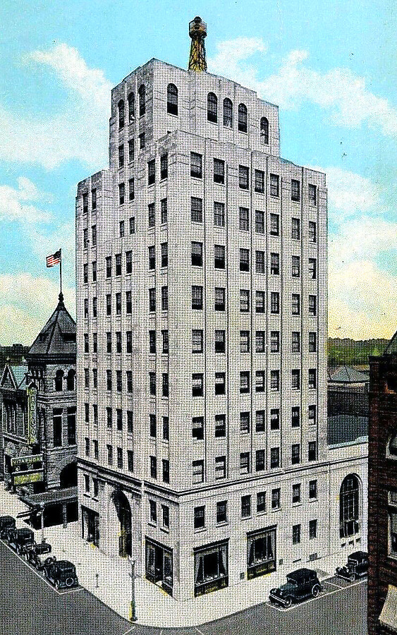 Chase Bank Building by I. Robbins & Son