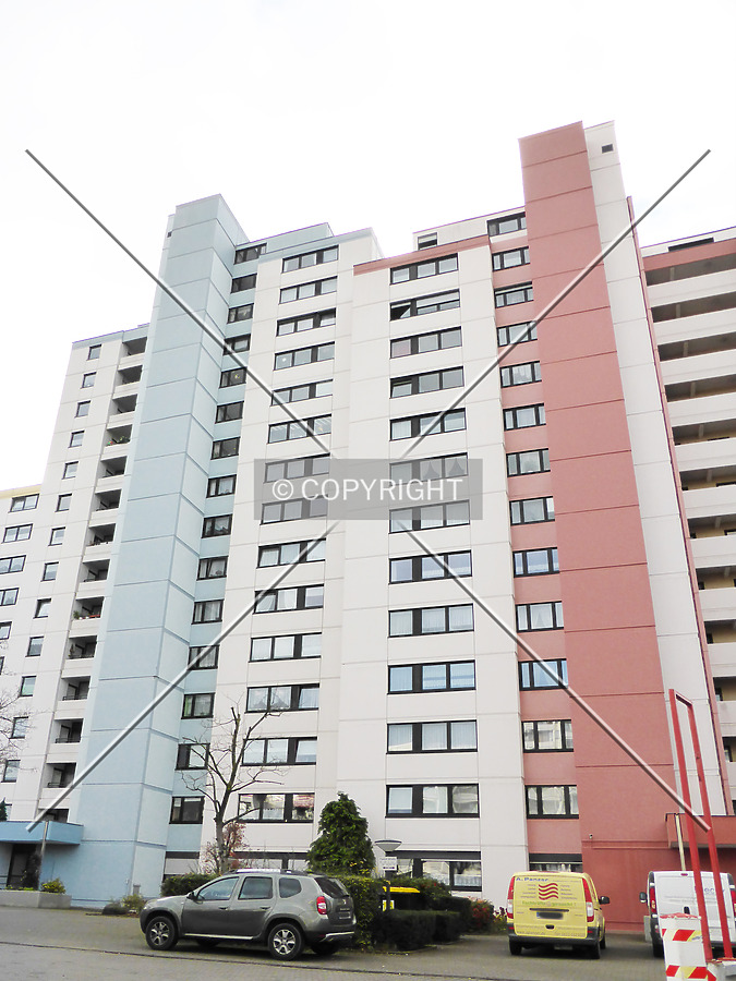 Faaker Straße 11-17 by Nephilim